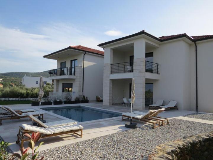 Apartmani Mariosa Vrbnik Eksteriør billede