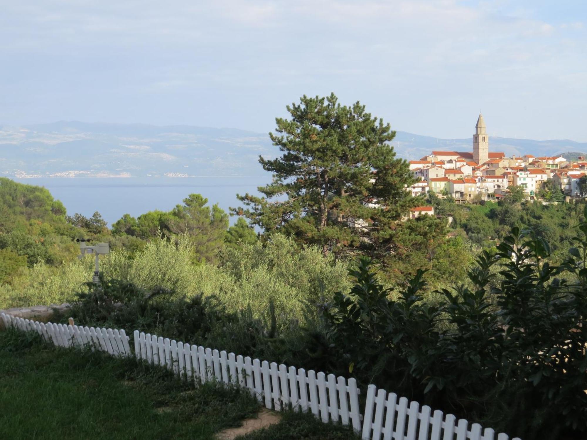 Apartmani Mariosa Vrbnik Eksteriør billede